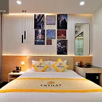 HANZ Friday Hotel 811 Le Hong Phong